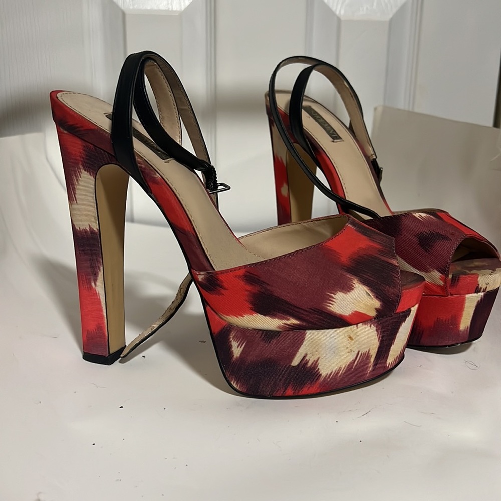 Shoemint Bianca Platform Heels - Picture 3 of 7
